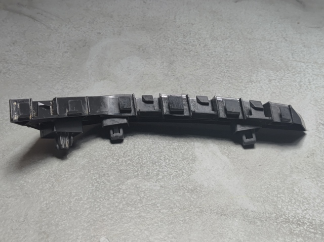 Напрямна переднього бампера, ліва 71198TEAT01 HONDA