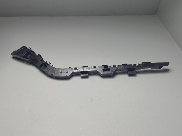 Направляюча заднього бампера, права 71593TVAA01 HONDA