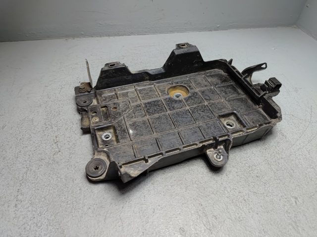 Кріплення / підставка акумулятора 7440406190 TOYOTA