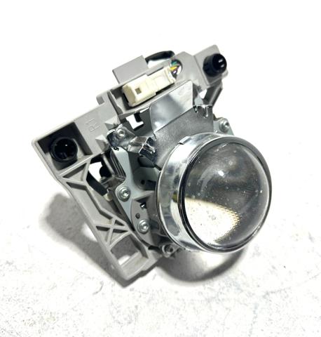 Фара основна права 8111006D80 TOYOTA