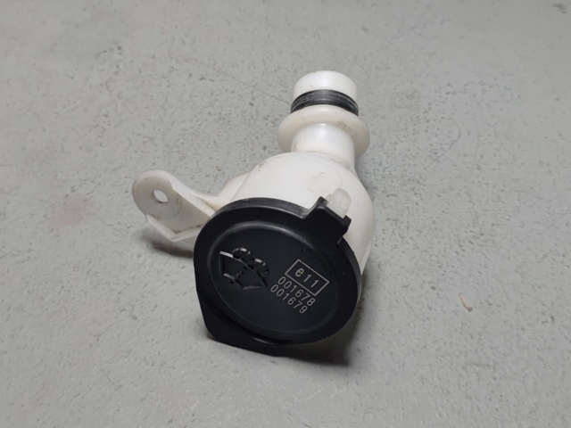 Кришка бака омивача 8531624130 TOYOTA