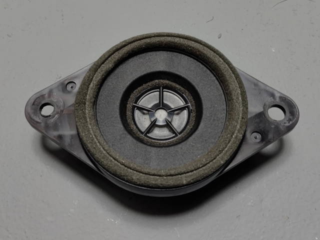Гучномовець 8615042010 TOYOTA