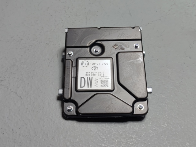 Камера системи забезпечення видимості 8646C42030 TOYOTA