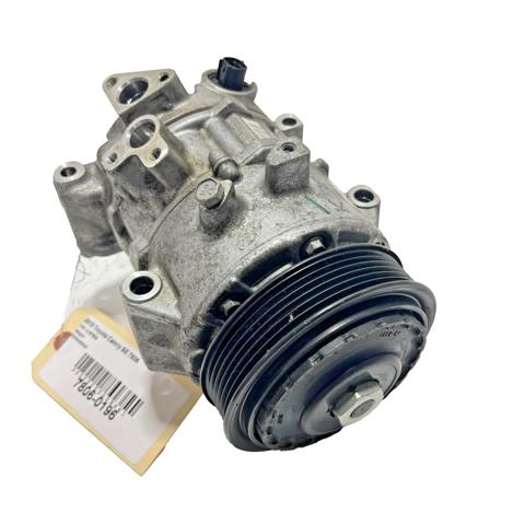 Компресор кондиціонера 8831033330 TOYOTA