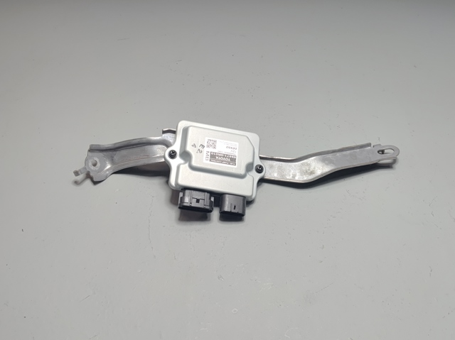 Модуль управління (ЕБУ) паливного насоса 8957142010 TOYOTA
