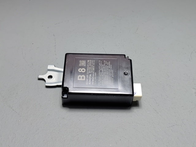 Антена KESSY 897B00R040 TOYOTA
