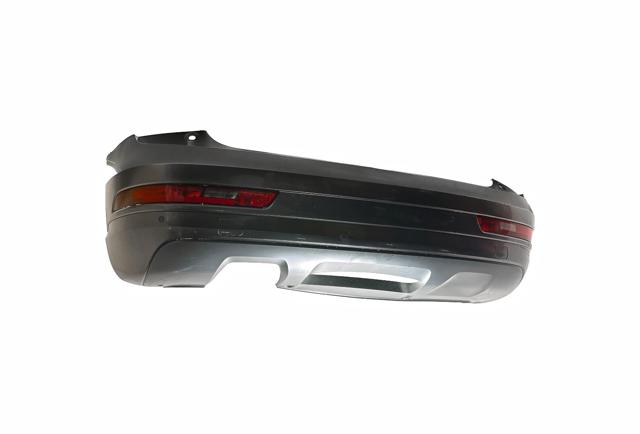 Кожух бампера заднього 8U0807067F VAG