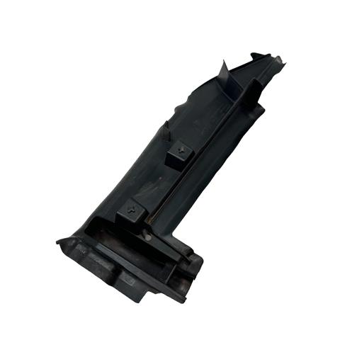 Ущільнювач капота 8U0821169 VAG