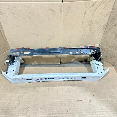 Рамка радіатора нижня 8V6Z16138B FORD