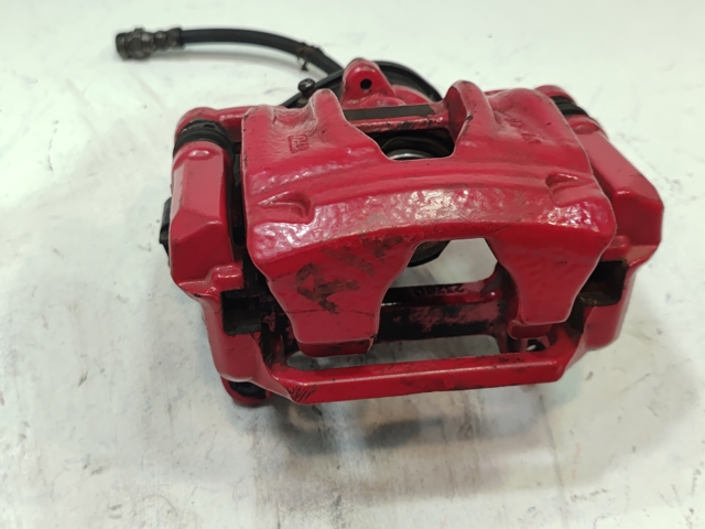 Скоба супорту заднього 8W0615426HQC8 VAG