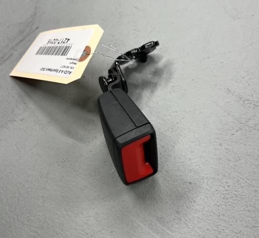 Замок ременя безпеки 8W0857740CMNB VAG