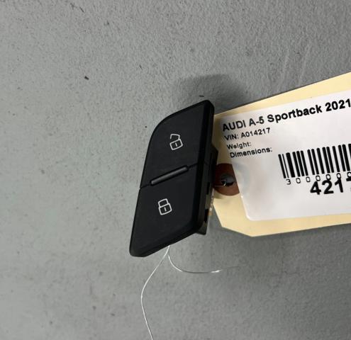 Кнопка центрального замка 8W2962108B5PR VAG