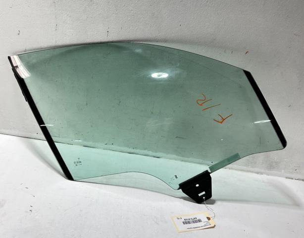 Скло задньої двері правої 97054251203 PORSCHE