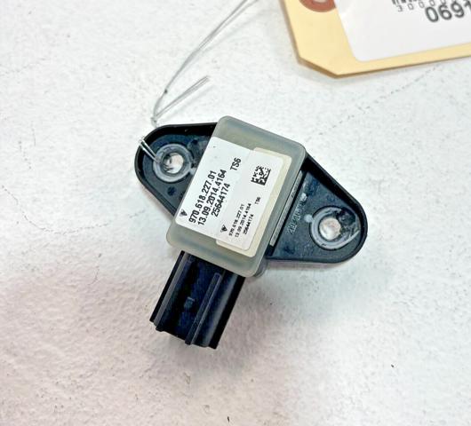 Датчик подушки безпеки 97061822701 PORSCHE