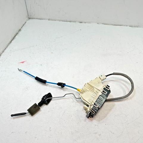 Замок передніх пасажирських дверей A0997200435 MERCEDES