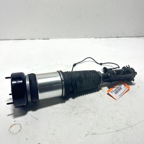 Скоба гальмівної трубки A2214210394 MERCEDES