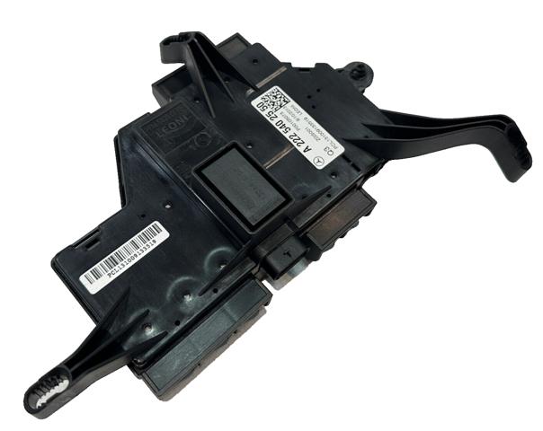 Реле запобіжників A2225402550 MERCEDES