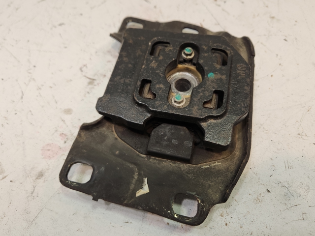 Подушка (опора) двигуна, ліва верхня AV6Z6068A FORD