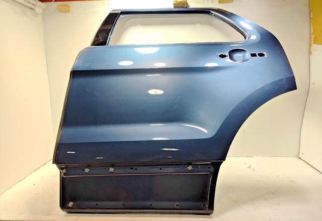 Двері пасажирськи задні ліві BB5Z7824631A FORD