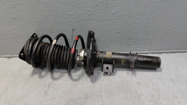 Стійка передня права E43026CA0A NISSAN