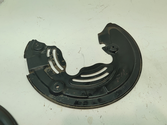 Кожух гальмівного диска JL3Z2K005A FORD
