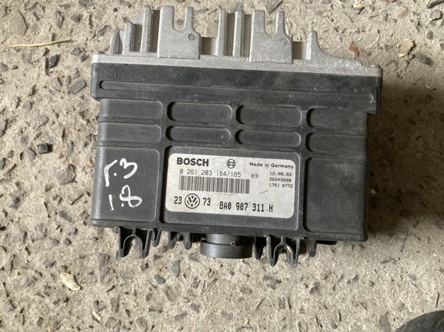 Модуль управління двигуном 8A0907311H VAG