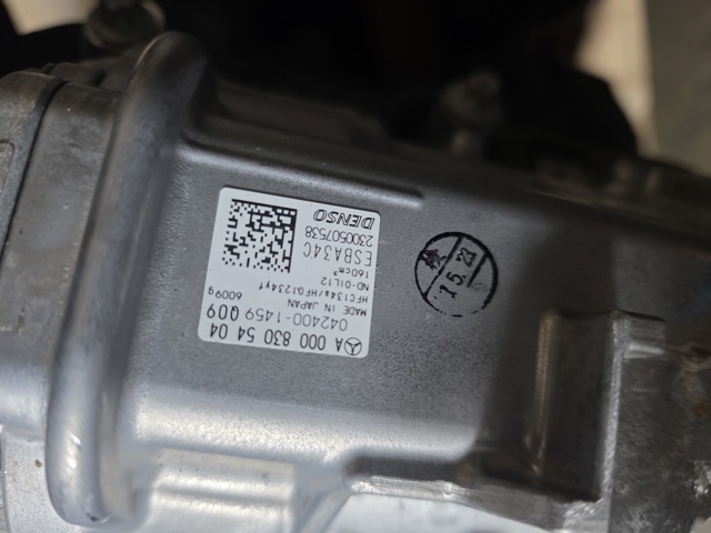 Компресор кондиціонера A0008305404 MERCEDES
