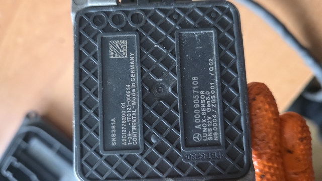 Датчик оксидів азоту NOX, передній A0009057108 MERCEDES