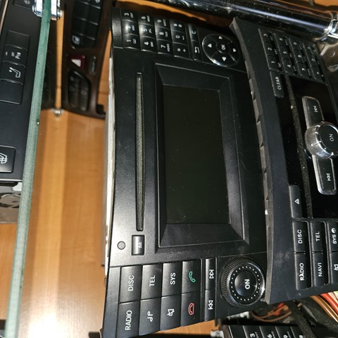 Магнітола A2118705894 MERCEDES