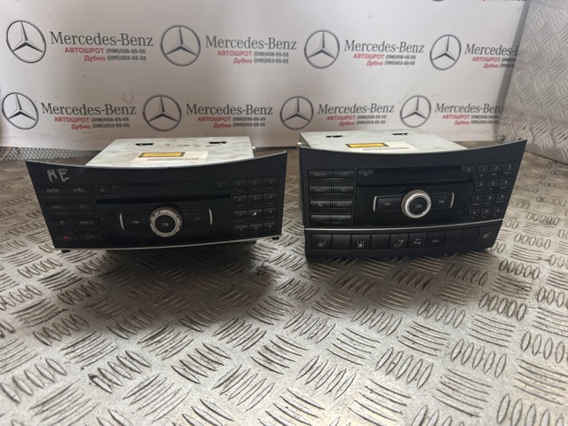 Блок кнопок центральної консолі A2129005212 MERCEDES