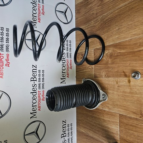Опора стійки амортизатора переднього A2473230020 MERCEDES