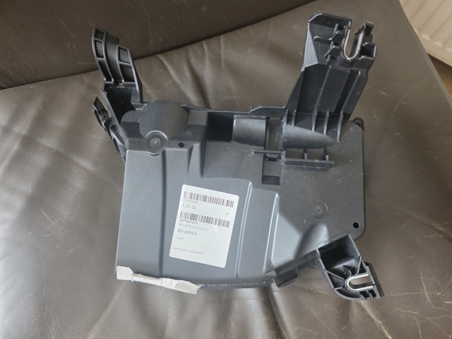 Корпус блока запобіжників A2475407600 MERCEDES