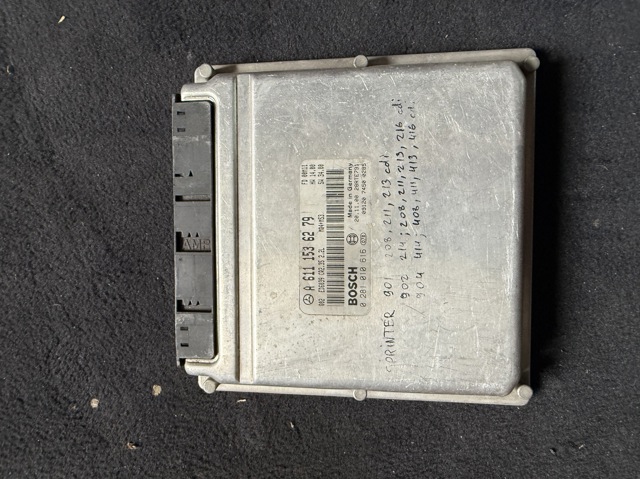 Блок двигуна A6111536279 MERCEDES