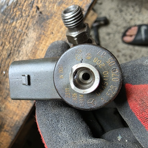 Форсунки електромагнітні A6280700587 MERCEDES