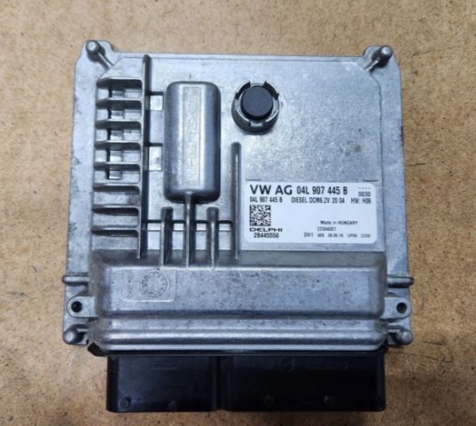 Блок двигуна 04L907445B VAG