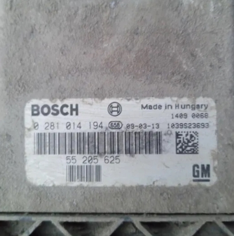 Блок двигуна 55205625 OPEL