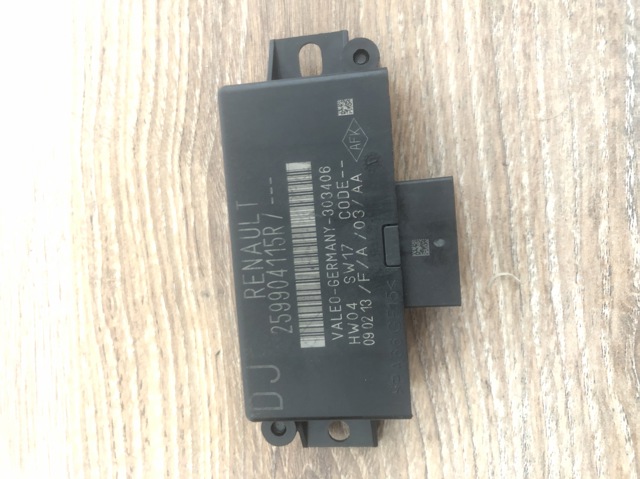 Модуль керування (ЕБУ) парктроніком 259904115R RENAULT