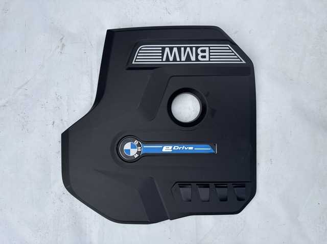 Кришка двигуна декоративна 11148657035 BMW