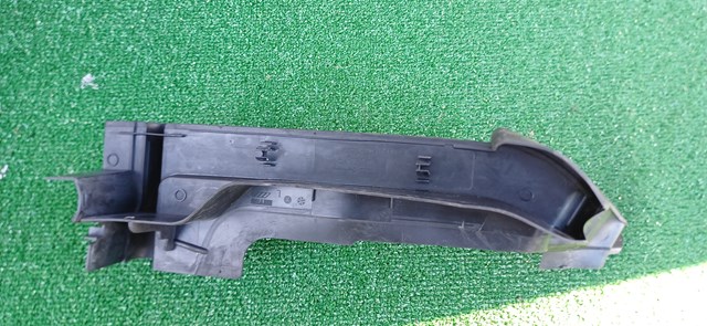 Гумка під капот 4M0821169C VAG