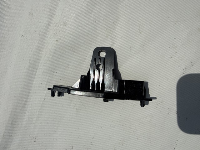 Кріплення бампера 51117421853 BMW