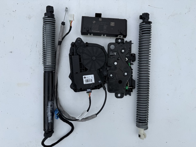 Модуль управління (ЕБУ) відкриття кришки багажника/дверей 3-х (5-х) 61359491418 BMW