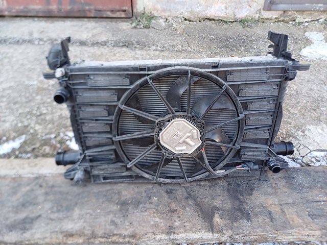 Радіатор 8W0121251AB VAG