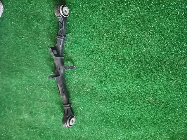Скоба гальмівної трубки A1664230823 MERCEDES