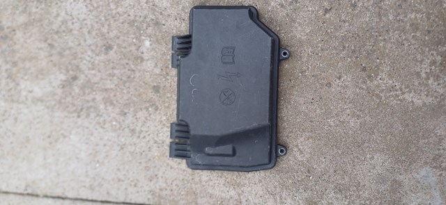 Кришка блока запобіжників A2055400182 MERCEDES