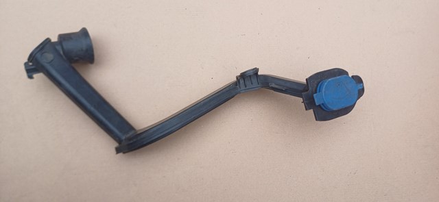Горловина бачка омивача A2058600164 MERCEDES