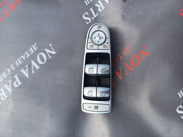 Кнопковий блок керування склопідіймачами передній лівий A2059056811 MERCEDES