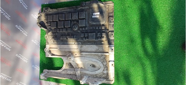 Захист двигуна задня A2535200800 MERCEDES
