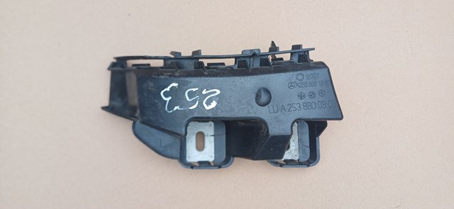 Ліве кріплення заднього бампера A2538800903 MERCEDES