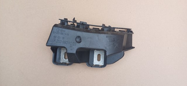 Кронштейн бампера заднього, правий A2538801003 MERCEDES