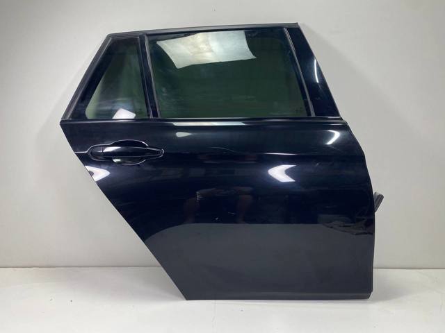 Двері задні в зборі 41007298526 BMW
